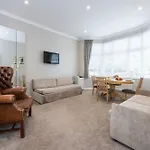 Stylish Apartment,12 Minutes Tube To Oxford Street,Central London,Ac,Free Wifi
