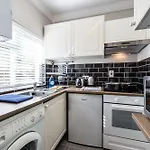 Stylish Apartment,12 Minutes Tube To Oxford Street,Central London,Ac,Free Wifi
